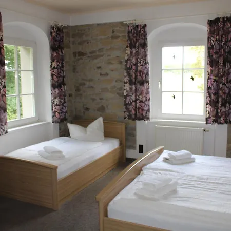 Hohe Reuth Otel *